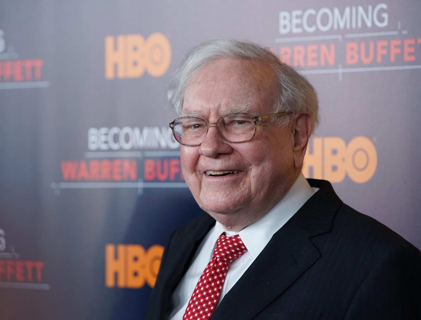 NEW YORK, NY - JANUARY 19:  Warren Buffett attends &quot;Becoming Warren Buffett&quot; World premiere at The Museum of Modern Art on January 19, 2017 in New York City.  (Photo by Bennett Raglin/WireImage)